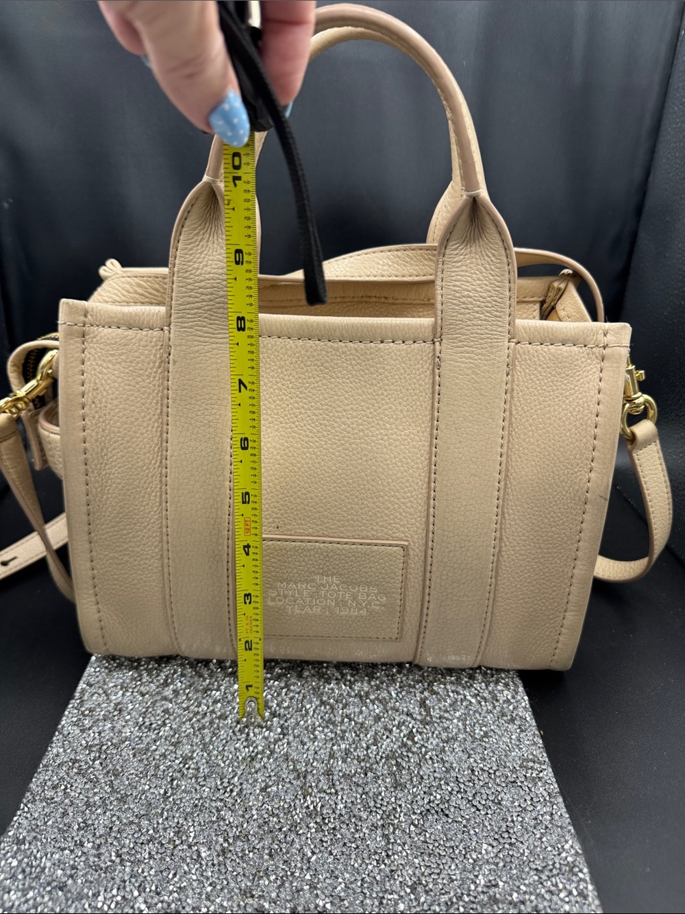 Marc Jacobs Beige Pebbled Leather The Tote Bag Satchel - Picture 3 of 9